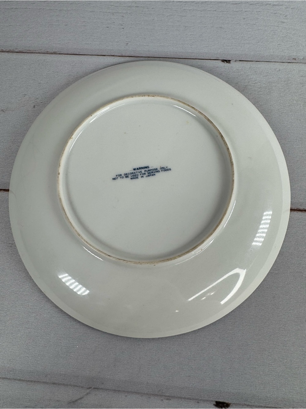 Vintage Currier & Ives "The Farmer's Home – Winter" Blue Decorative Plate - Picture 5 of 7